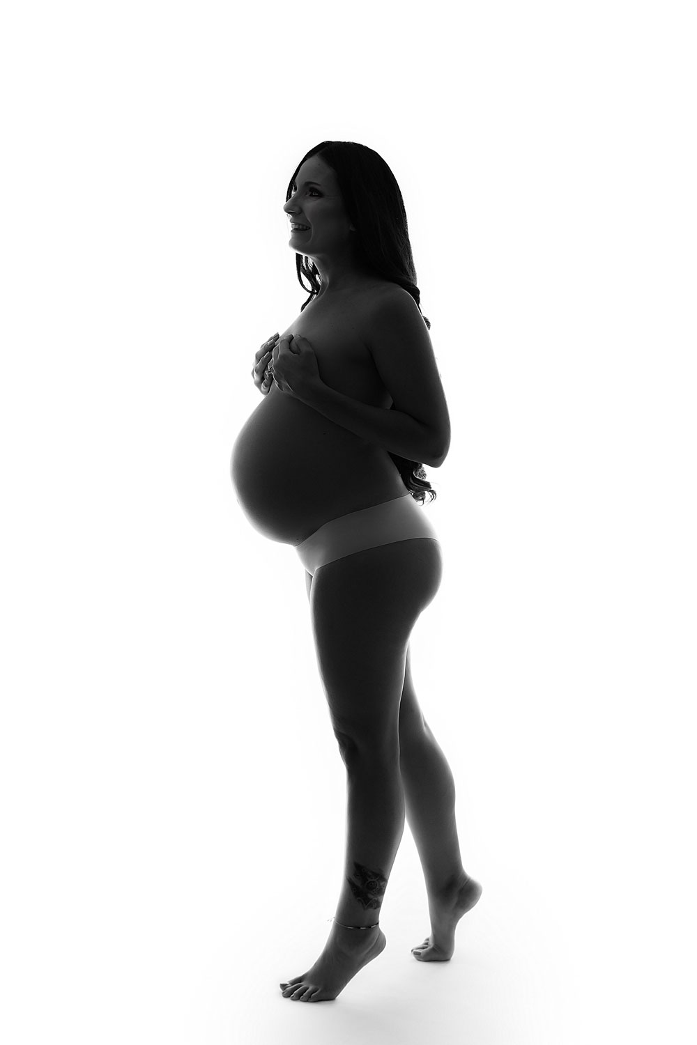 maternity-silhouette