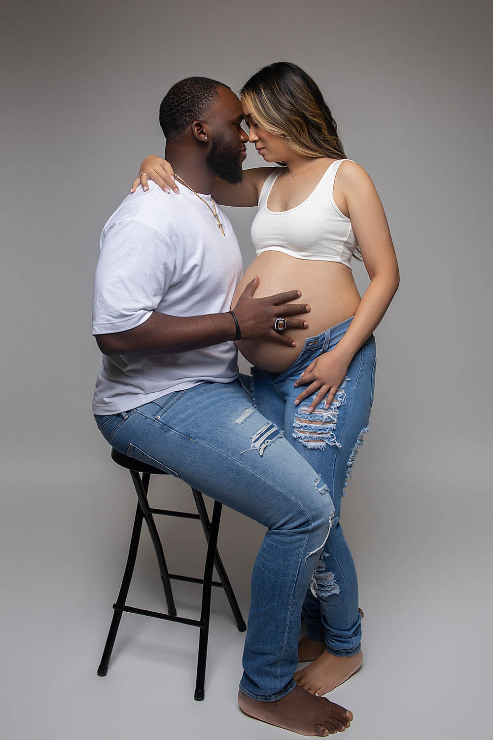 Pregnant couple maternity photoshoot in cooper city, fl